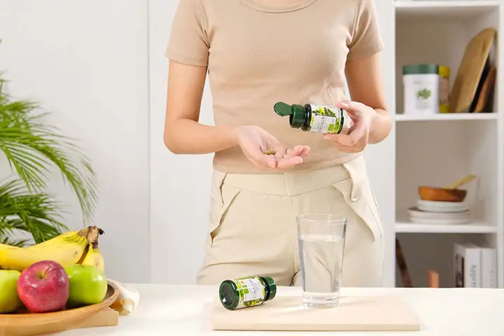 Moringa supplement benefits for moms and babies