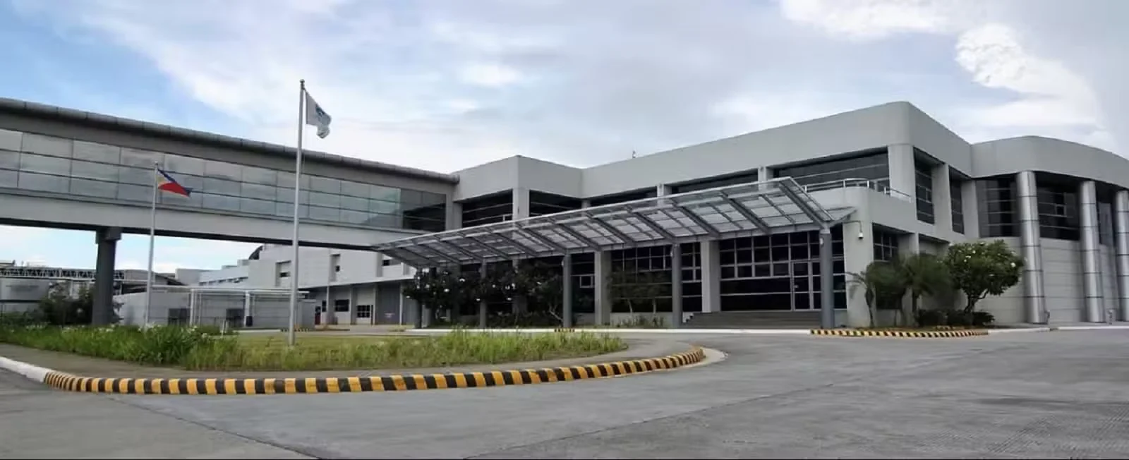 MORE PERKS Amherst Laboratories is one of the locators inUnilab’s pharma campus in Biñan, Laguna